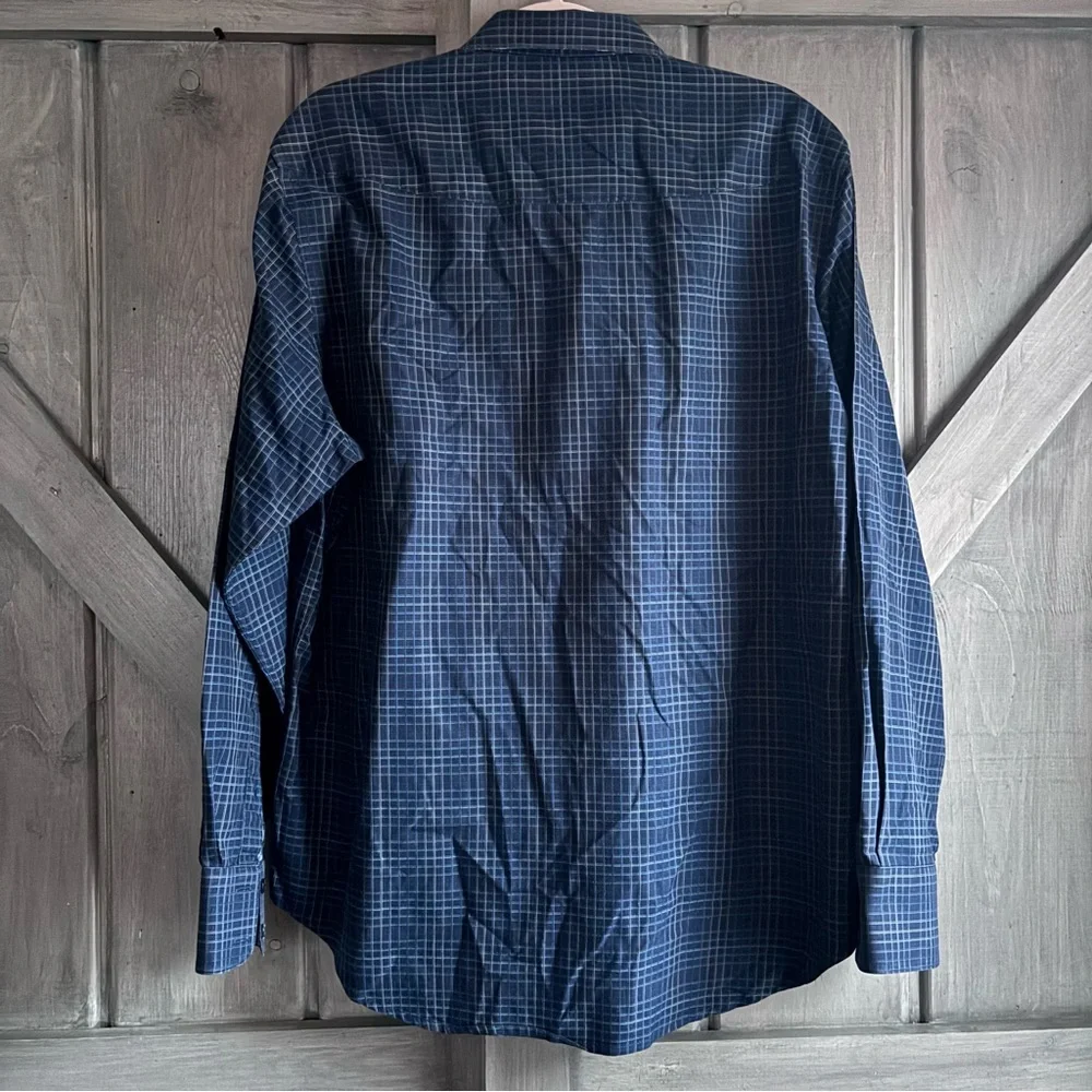 Robert Graham Blue Plaid Button Down‎ flip cuff Size L
